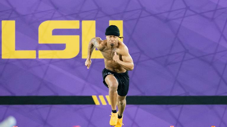 Should the Vikings be all-in on Derek Stingley Jr.?